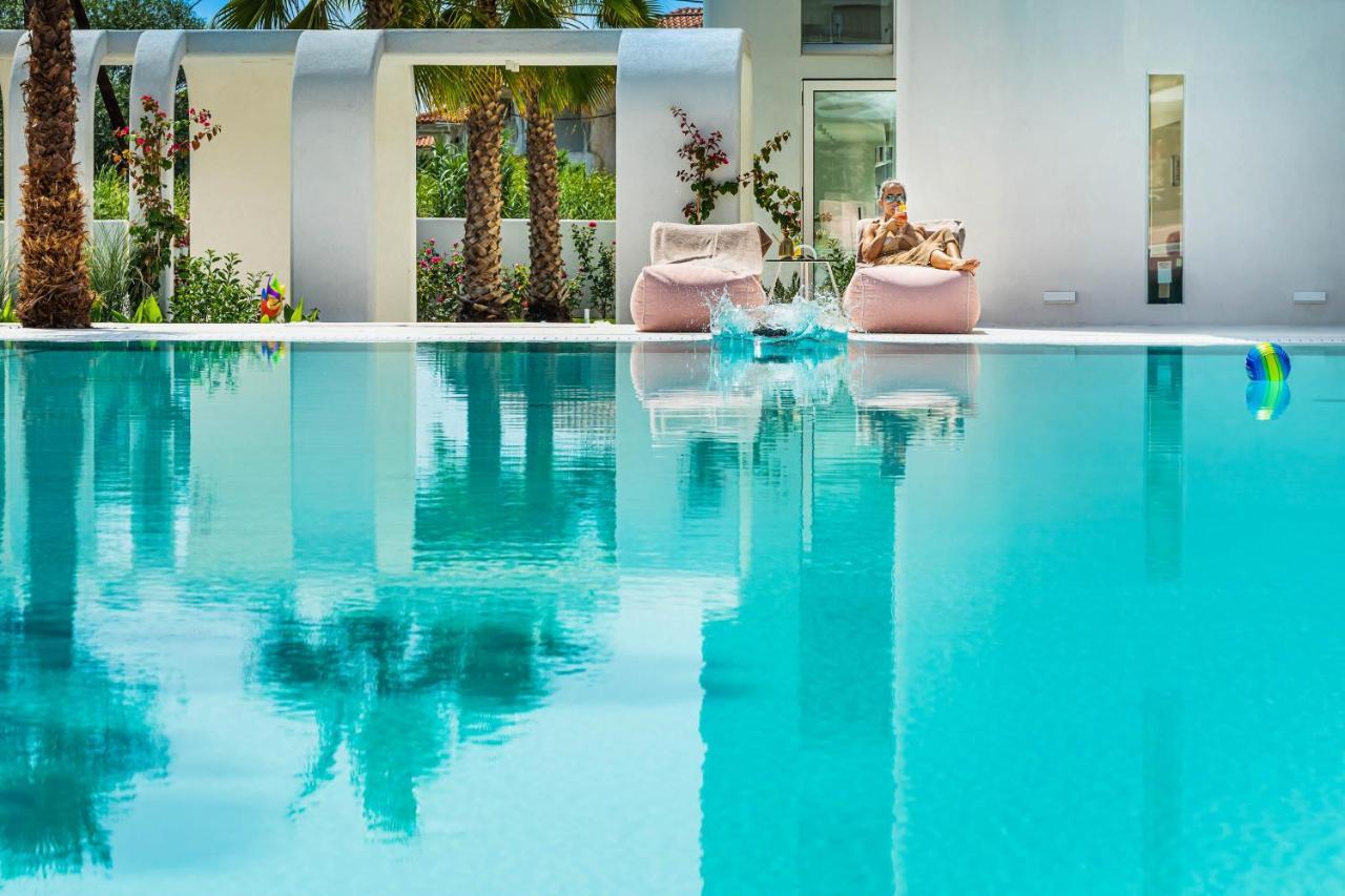 Cocoοns Luxury Suites & Villas Fourka Zewnętrze zdjęcie