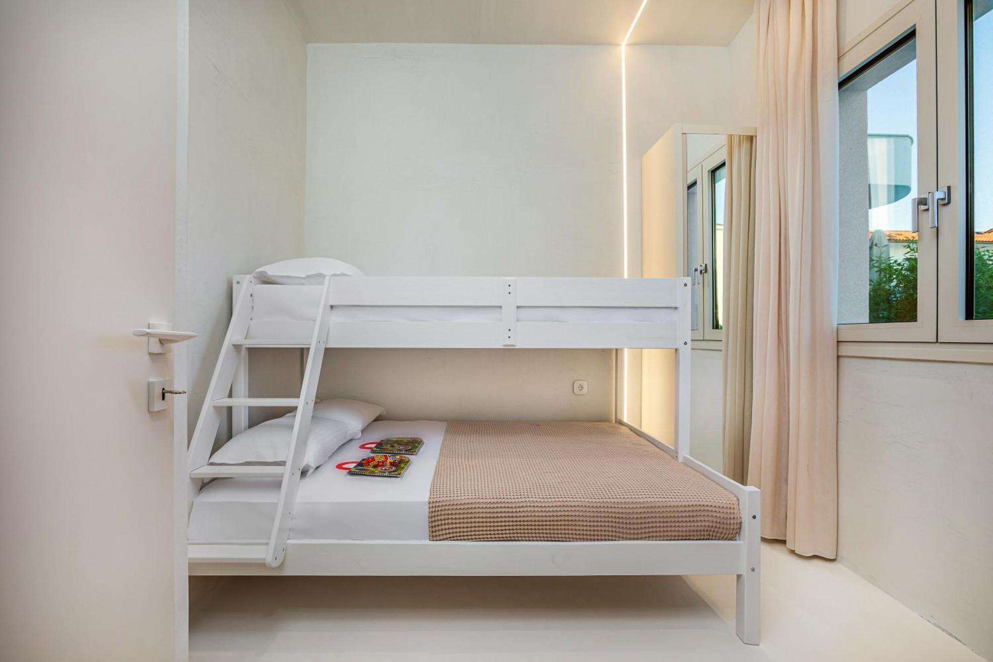 Cocoοns Luxury Suites & Villas Fourka Zewnętrze zdjęcie