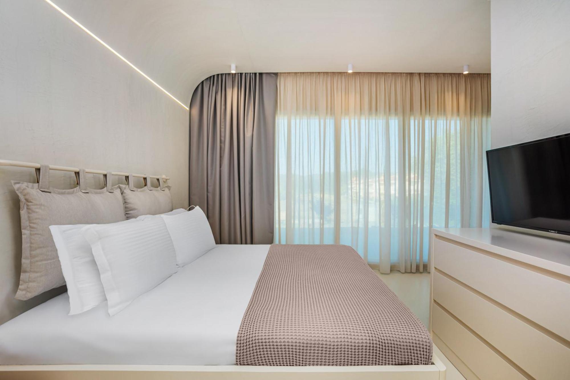 Cocoοns Luxury Suites & Villas Fourka Zewnętrze zdjęcie