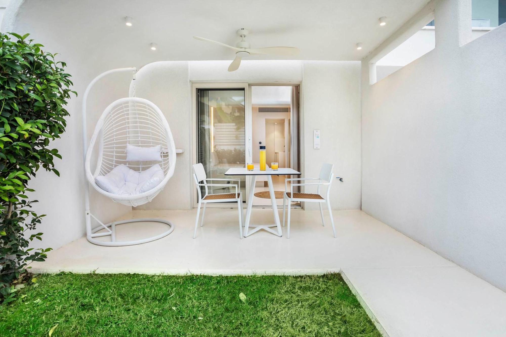 Cocoοns Luxury Suites & Villas Fourka Zewnętrze zdjęcie